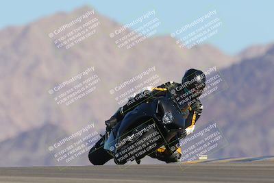 media/Oct-01-2023-SoCal Trackdays (Sun) [[4c570cc352]]/Turn 9 Set 1 (950am)/